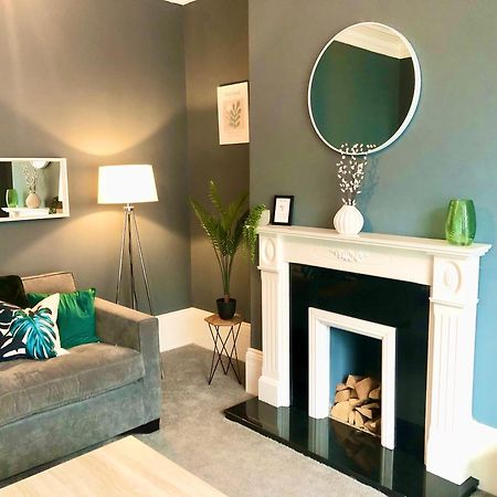 High Barnes 3 Bed House With Parking, Sleeps 7, Quiet Location Leilighet Sunderland  Eksteriør bilde